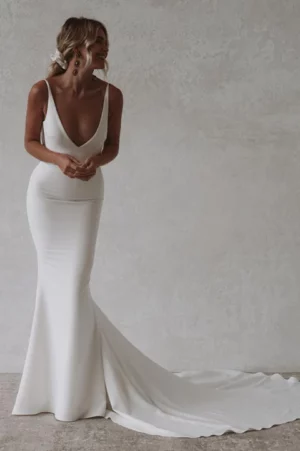 Vestido de Novia Sencillo y Elegante