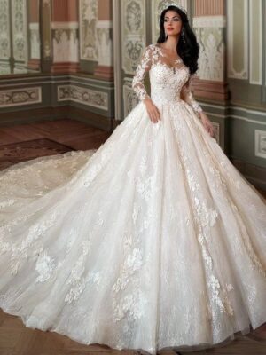 Vestido de Novia Princesa con Cola