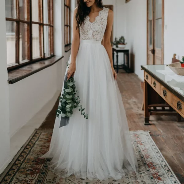 Customized  Elegant A Line Beach Wedding Dresses V Neck Lace Applique Boho Bride Dress Low Back Tulle Wedding Gowns - Imagen 5