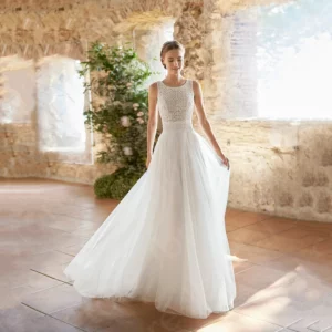 Charming White Tulle Wedding Dresses Lace Bridal Gowns Sleeveless Bride Dresses 2024 Round Neck Beach Wedding Gowns Back Out