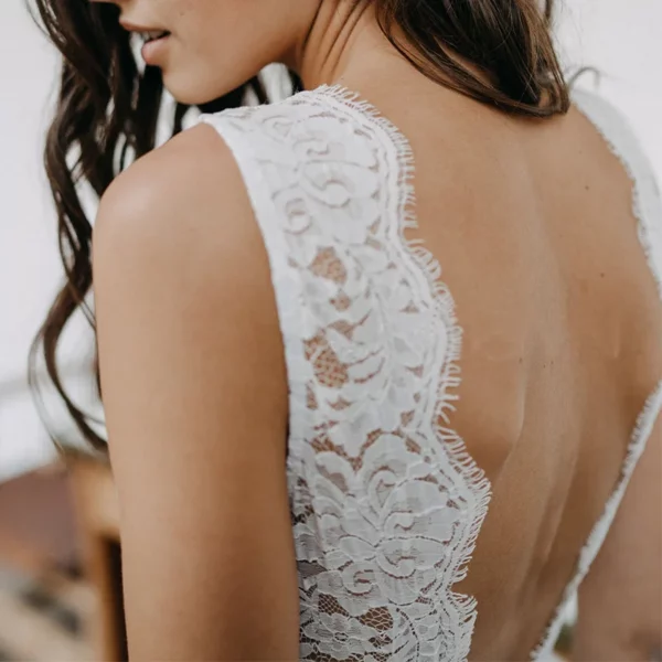 Customized  Elegant A Line Beach Wedding Dresses V Neck Lace Applique Boho Bride Dress Low Back Tulle Wedding Gowns - Imagen 4