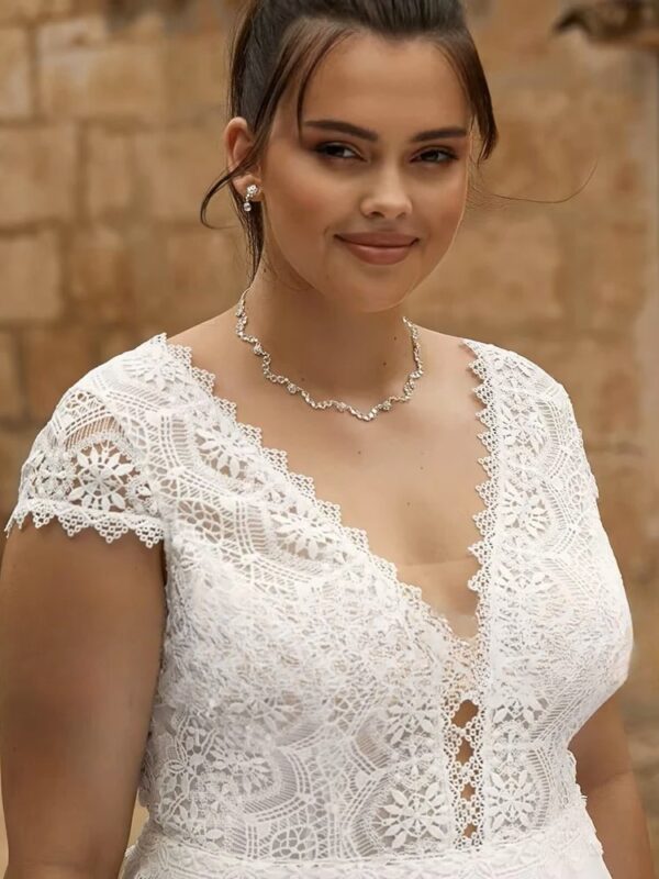Customized Lace Wedding Dresses Plus Size V Neck Short Sleeves Backless Bride Gowns Sweep Train A-Line Chiffon Vestido De Noiva - Imagen 3
