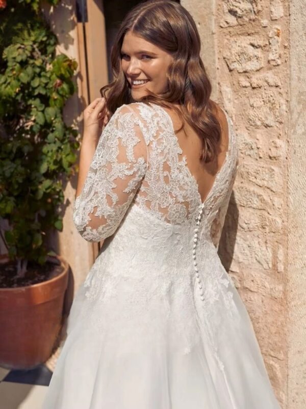 Classic Wedding Dresses Plus Size V-Neck 3/4 Sleeves Bride Gowns Appliques Sweep Train A-Line Organza Vestido De Noiva Ballgown - Imagen 3