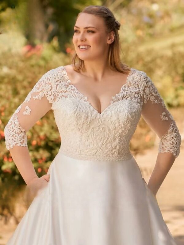 Classic Wedding Dresses 2023 Plus Size V-Neck 3/4 Sleeves Bride Gowns Back Lace-up Lace Applique A-Line Satin Robe De Mariage - Imagen 2