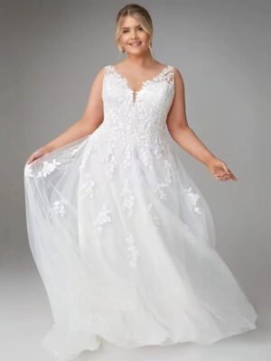 Pastrol Wedding Dresses Plus Size V Neck Sleeveless Tulle Bride Gowns for Woman Appliques Sweep Trian A-Line Robe De Mariee 2025