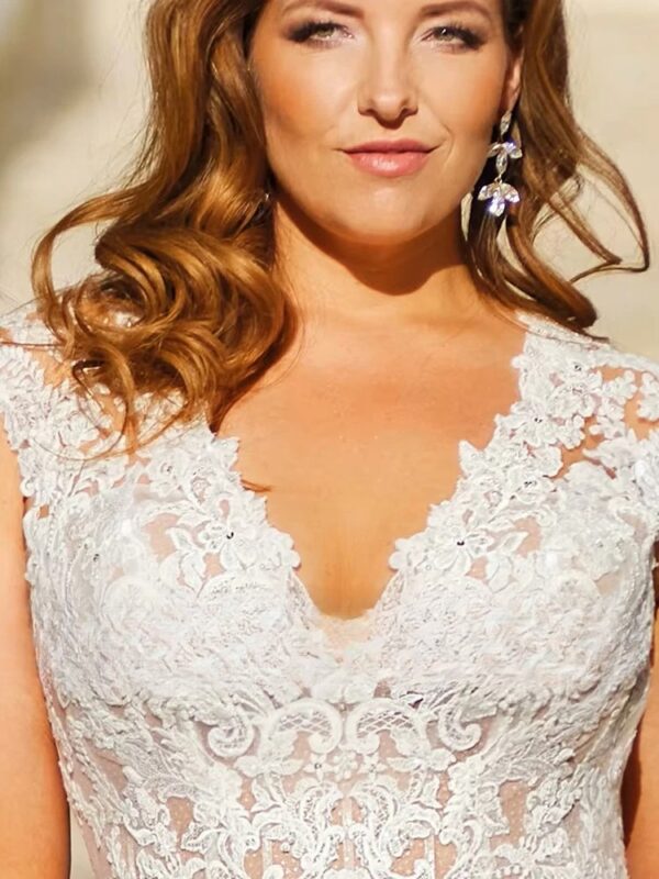 Exquisite Wedding Dresses Plus Size Tulle With Lace Applique V-Neck Backless Bride Gowns Cap Sleeves Mermaid Vestido De Noiva - Imagen 3