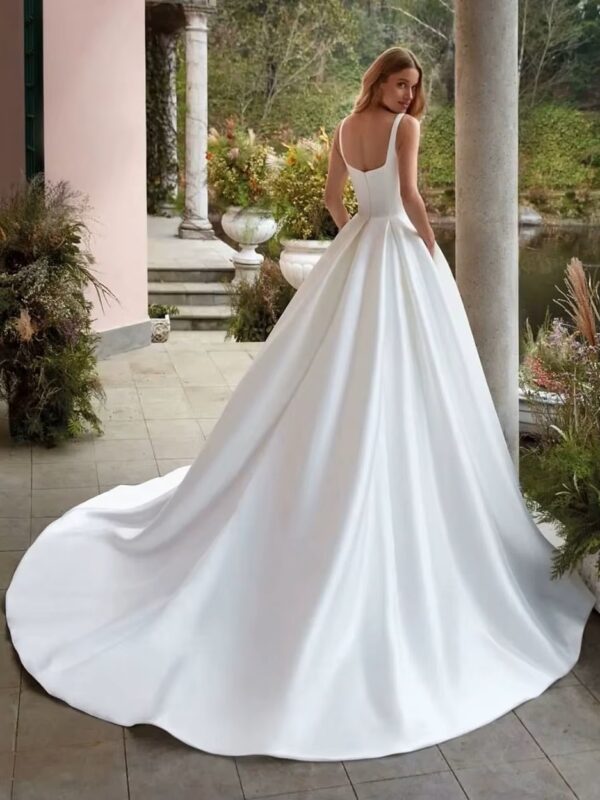 SoDigne Simple Wedding Gowns Elegant Satin A Line Bride Dress Spaghetti strap Backless Bridal Dress Wedding Dress Customized - Imagen 2