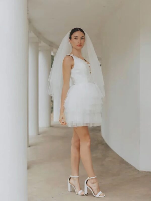 SoDigne Short Tulle Wedding Dresses V-neck Sleeveless Appliques Tiered Bridal Dress 2025 Mini A-line Customized Bride Gown - Imagen 4